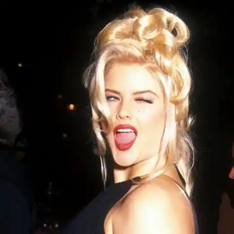 The Tragic, All-Too-Short, and Fascinating Life of Anna Nicole Smith