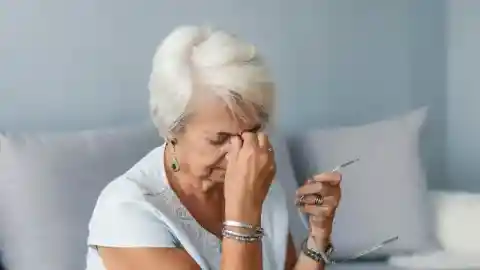 高くても数百ドル